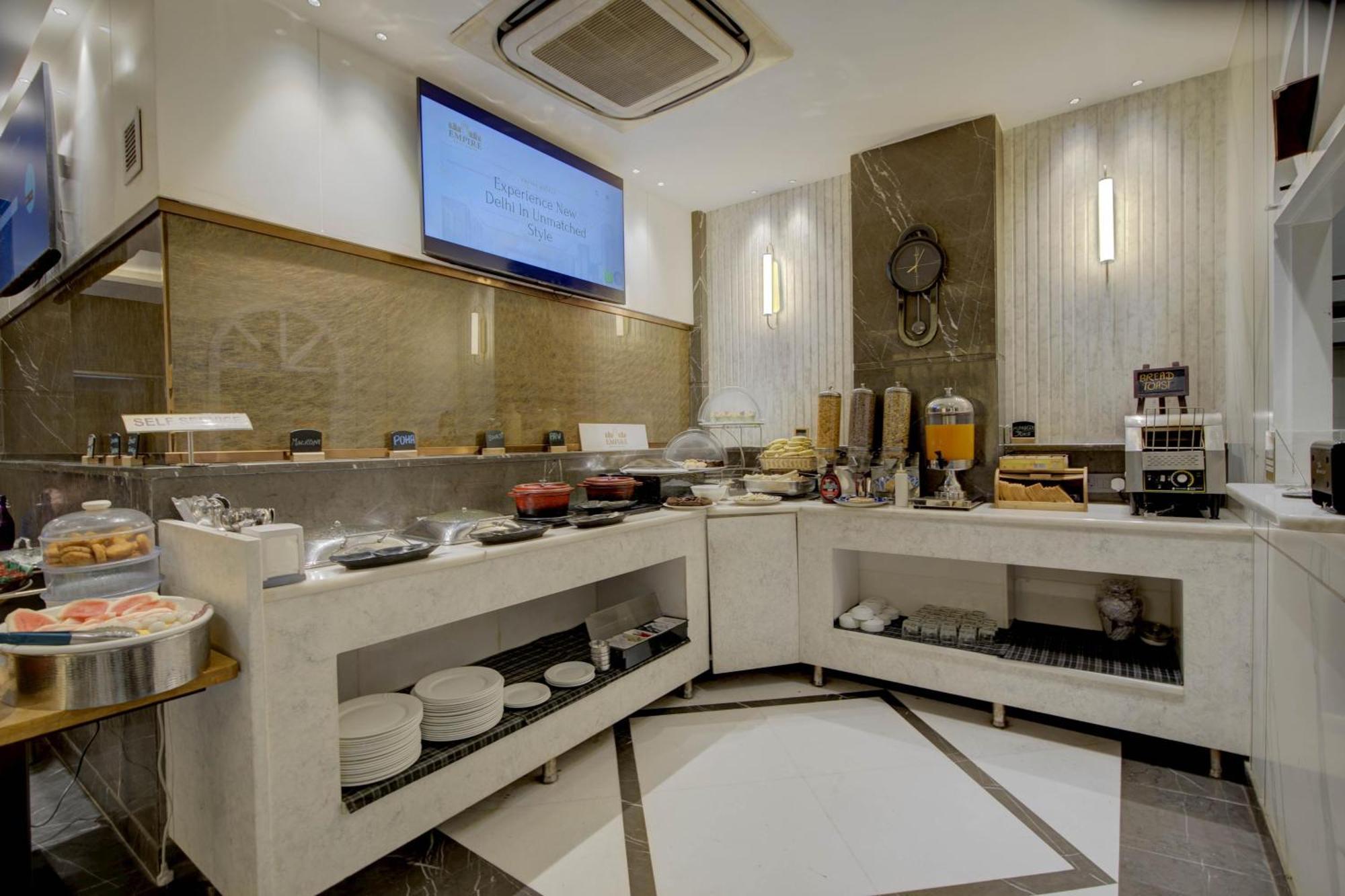 Hotel Delhi 55 -City Center New Delhi Ngoại thất bức ảnh