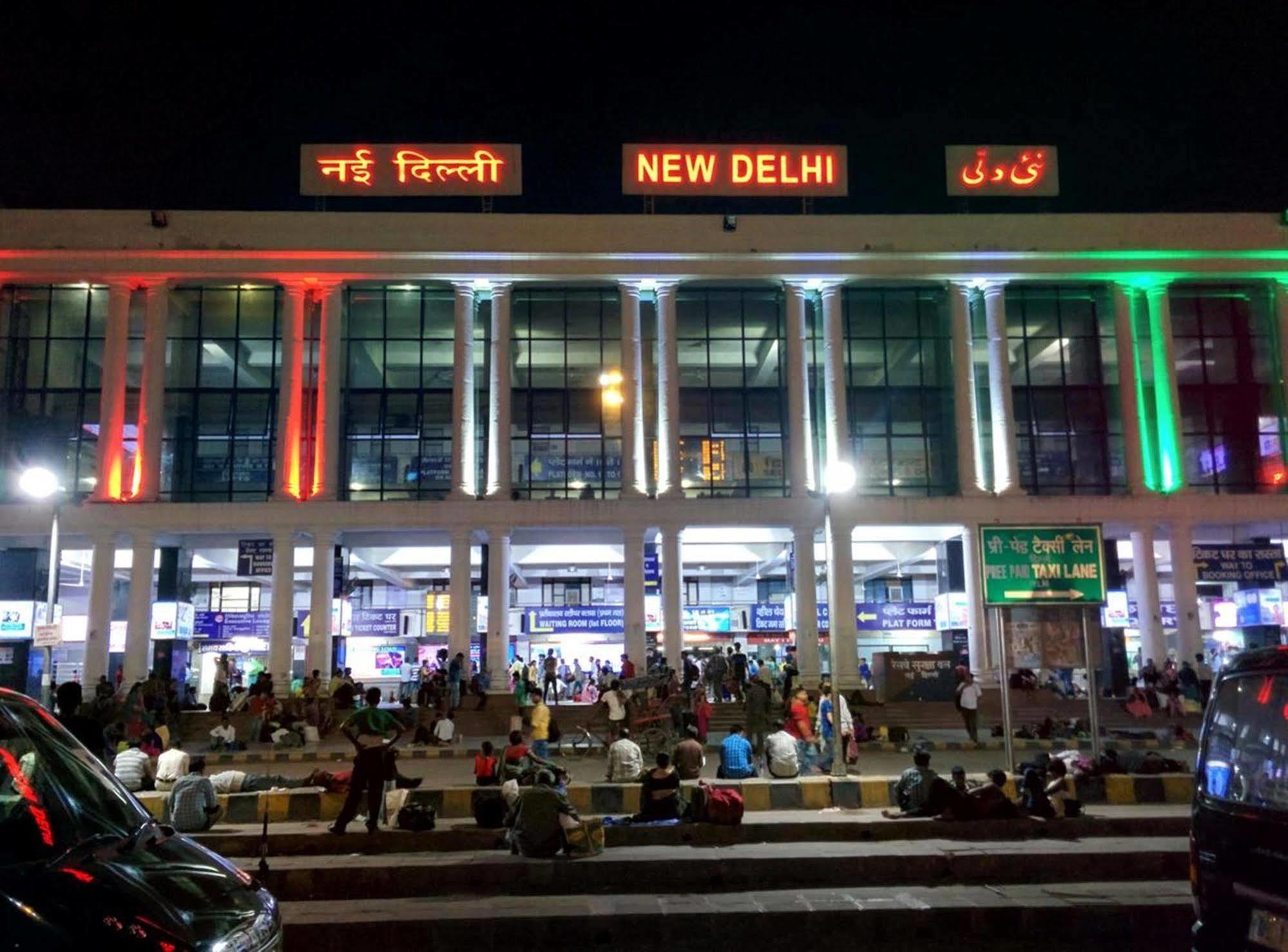 Hotel Delhi 55 -City Center New Delhi Ngoại thất bức ảnh